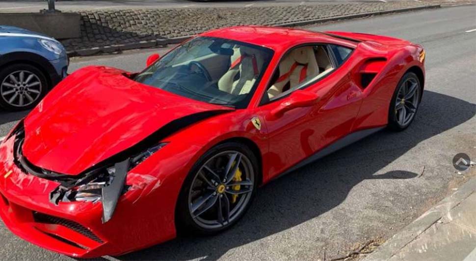 Slupan Ferrari.jpg